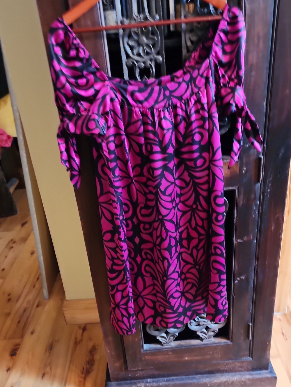 INC International Concepts Magenta/Black Silk Tie-Sleeve Midi Dress